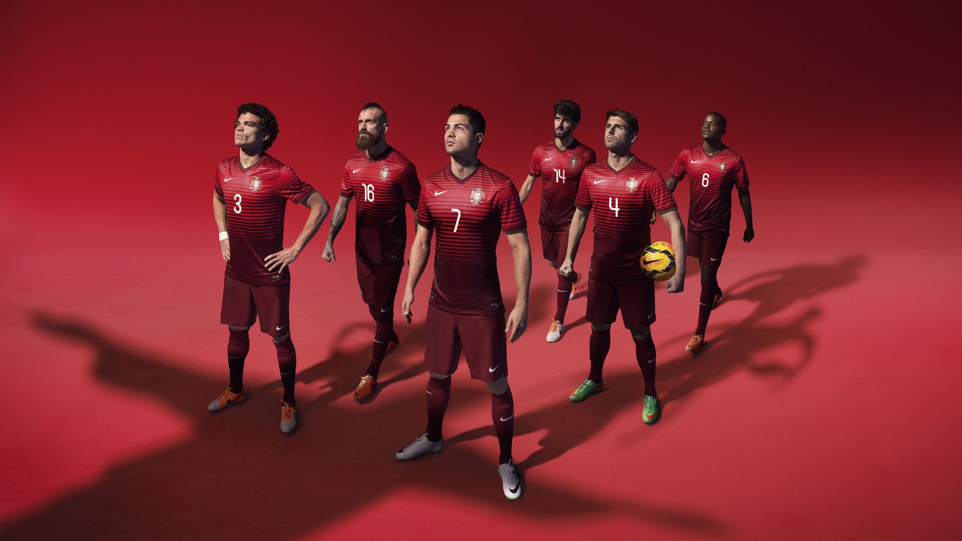 开云ios-阿伦·斯密斯：全黑队的“进攻发动机”，每次进攻都打破常规